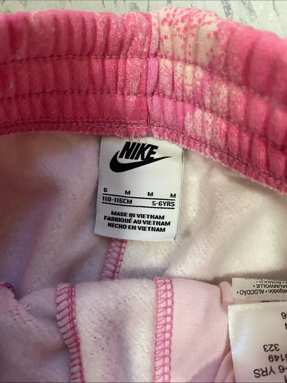 Nike Pink & Dark Pink Floral Kids Jogger Sweatpants girl 6y 6 years old